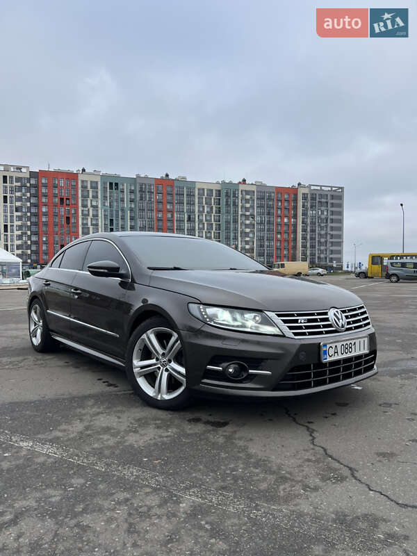 Купе Volkswagen CC / Passat CC 2014 в Киеве
