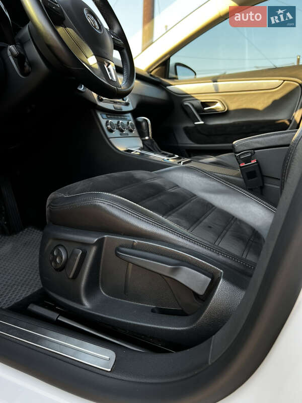 Купе Volkswagen CC / Passat CC 2014 в Запоріжжі