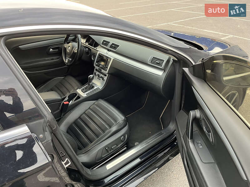 Купе Volkswagen CC / Passat CC 2012 в Полтаве