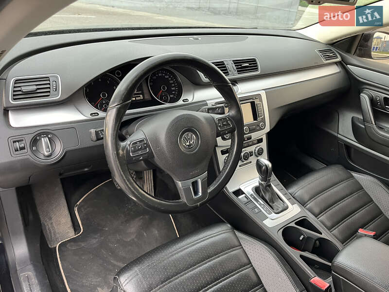 Купе Volkswagen CC / Passat CC 2012 в Полтаве
