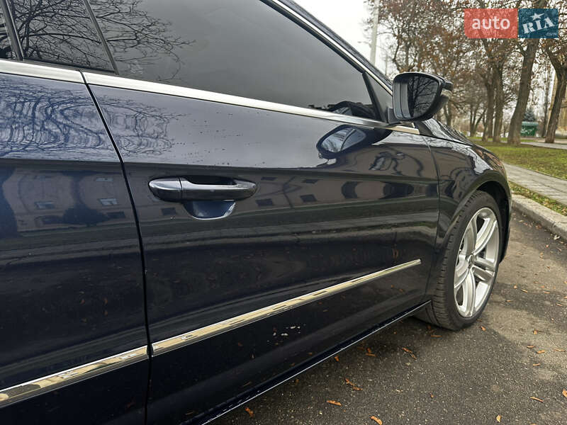 Купе Volkswagen CC / Passat CC 2012 в Николаеве
