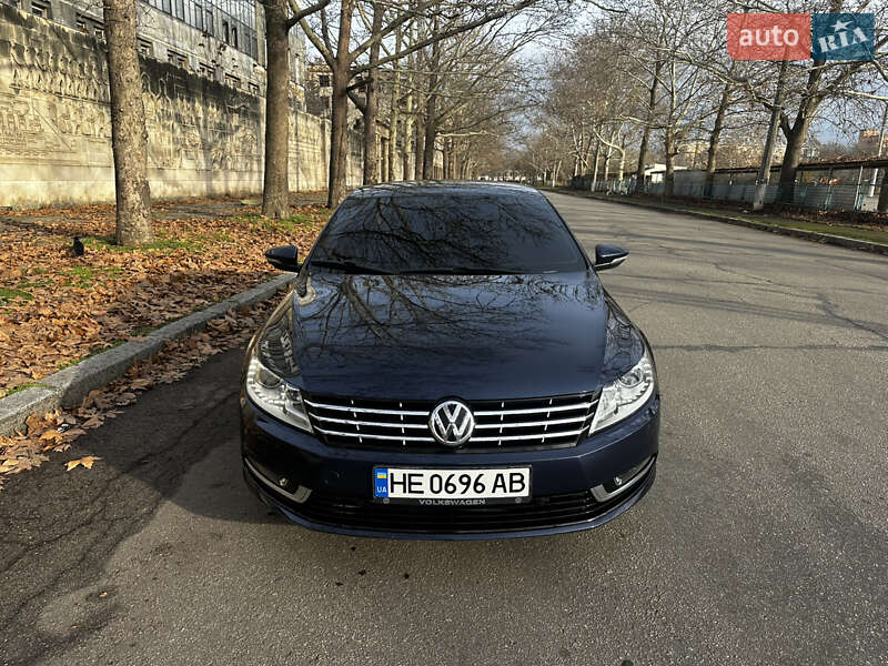 Купе Volkswagen CC / Passat CC 2012 в Николаеве