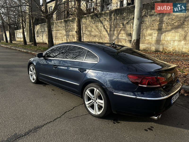 Купе Volkswagen CC / Passat CC 2012 в Николаеве