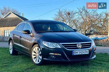 Купе Volkswagen CC / Passat CC 2009 в Болграде