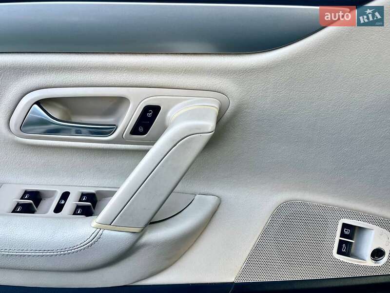 Купе Volkswagen CC / Passat CC 2009 в Болграде