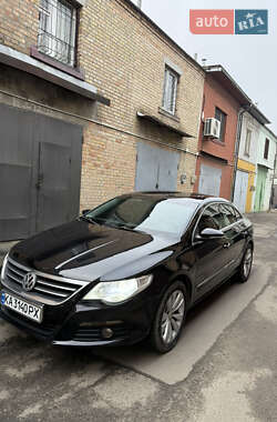 Купе Volkswagen CC / Passat CC 2009 в Киеве