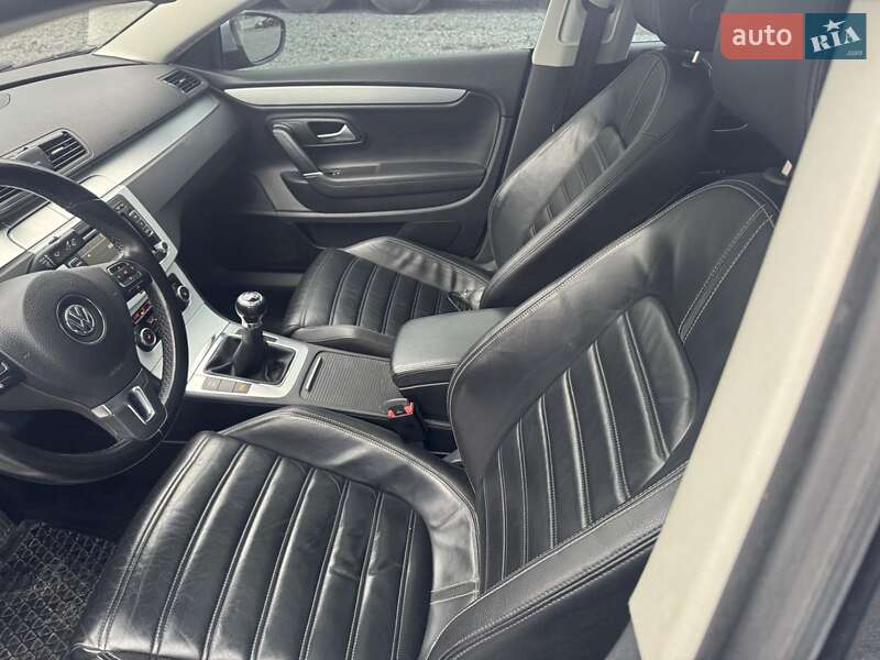 Купе Volkswagen CC / Passat CC 2008 в Звягеле