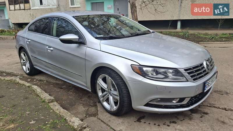 Купе Volkswagen CC / Passat CC 2012 в Южноукраинске