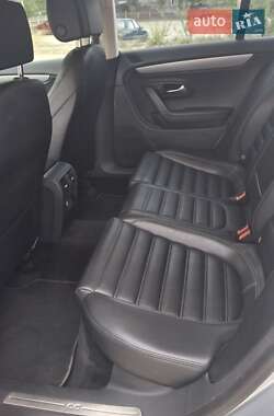 Купе Volkswagen CC / Passat CC 2012 в Южноукраинске