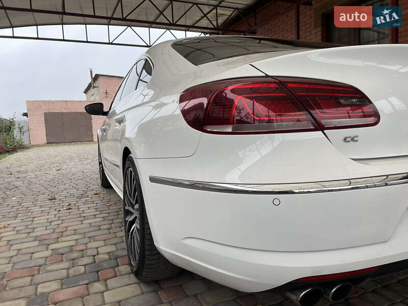 Купе Volkswagen CC / Passat CC 2012 в Дніпрі