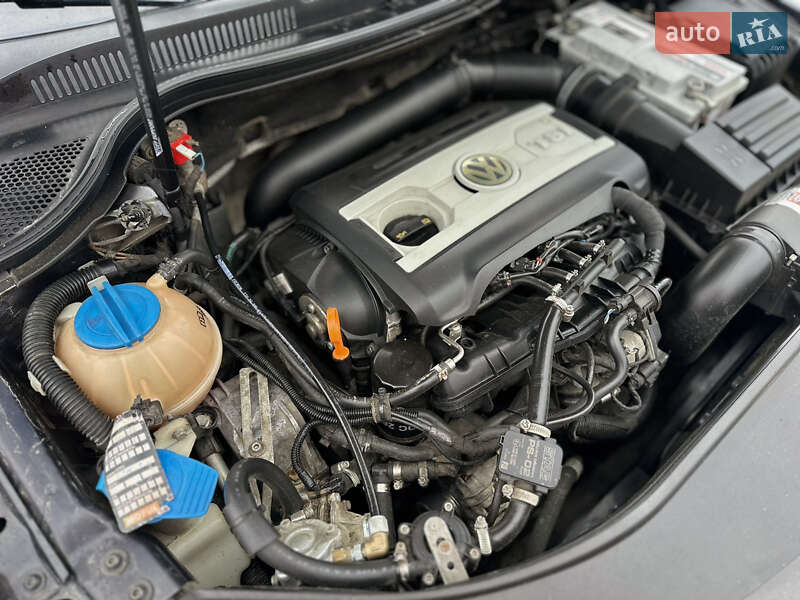 Седан Volkswagen CC / Passat CC 2009 в Луцьку