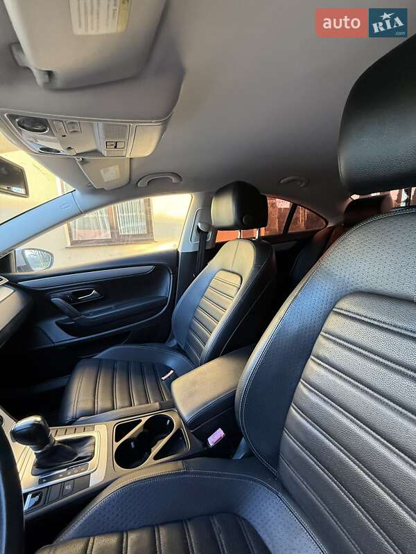 Купе Volkswagen CC / Passat CC 2013 в Ивано-Франковске