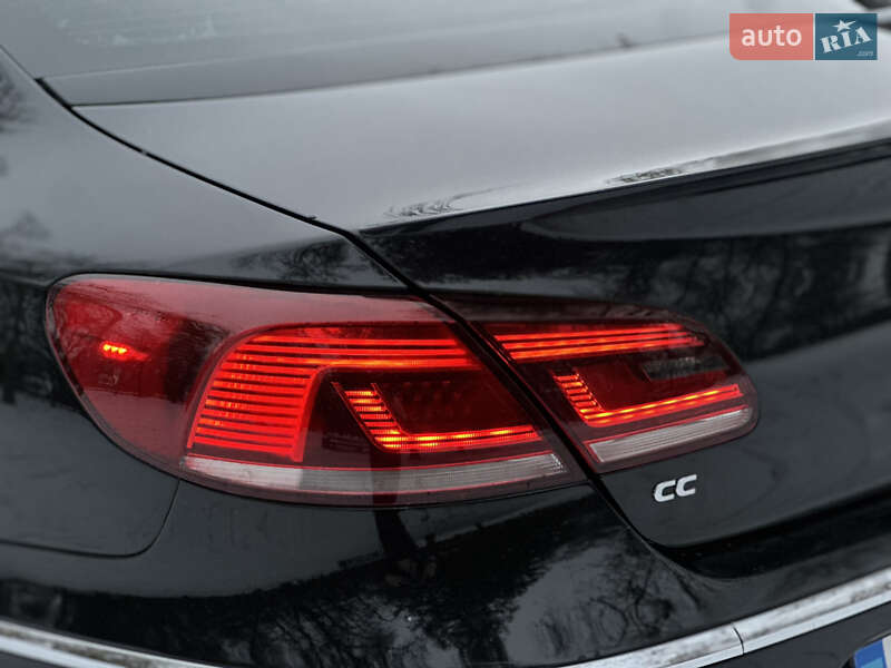Купе Volkswagen CC / Passat CC 2013 в Чернігові