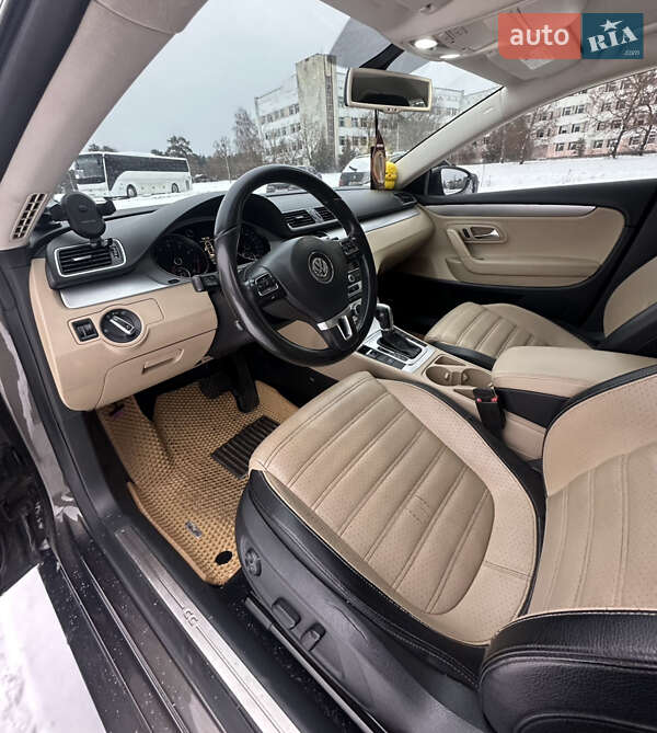Купе Volkswagen CC / Passat CC 2012 в Чернигове