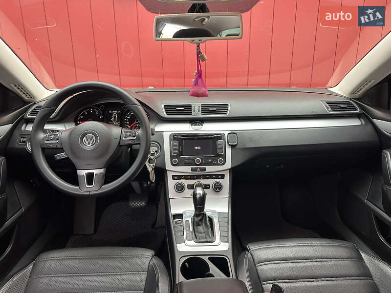 Купе Volkswagen CC / Passat CC 2012 в Києві фото 26 Купе Volkswagen CC / Passat CC 2012 в Києві