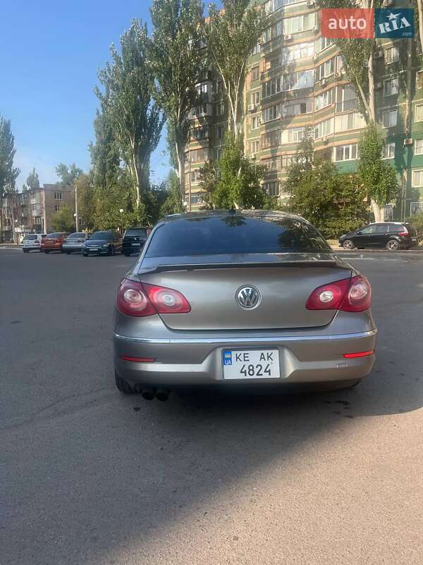 Купе Volkswagen CC / Passat CC 2010 в Кривому Розі