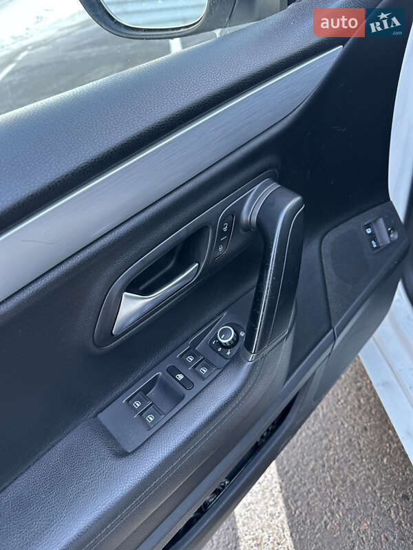 Купе Volkswagen CC / Passat CC 2015 в Львове