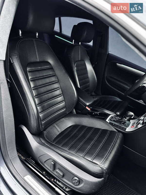 Купе Volkswagen CC / Passat CC 2012 в Днепре