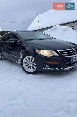 Купе Volkswagen CC / Passat CC 2010 в Кисоричах