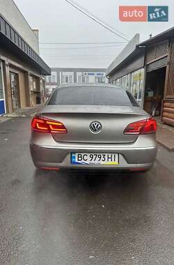 Купе Volkswagen CC / Passat CC 2013 в Ужгороде