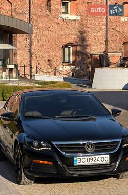 Купе Volkswagen CC / Passat CC 2011 в Львові