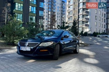 Купе Volkswagen CC / Passat CC 2010 в Киеве
