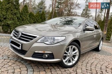Купе Volkswagen CC / Passat CC 2011 в Києві