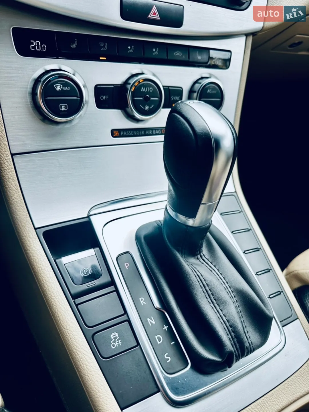 2012 Volkswagen Passat CC - мініатюра 28