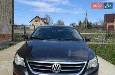 Купе Volkswagen CC / Passat CC 2011 в Чернівцях