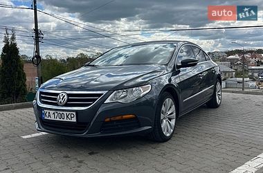 Купе Volkswagen CC / Passat CC 2011 в Чернівцях