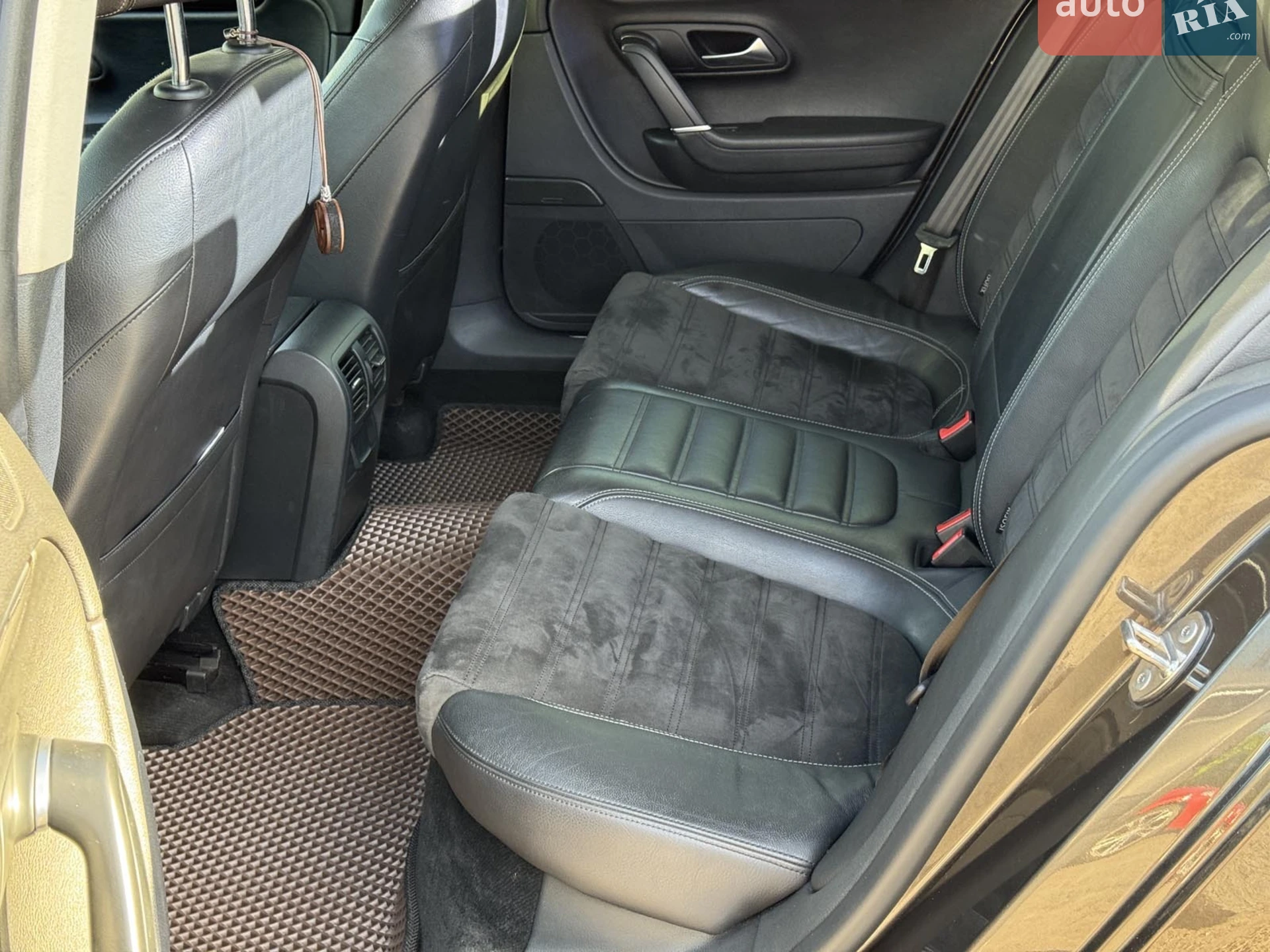 2013 Volkswagen Passat CC - мініатюра 16