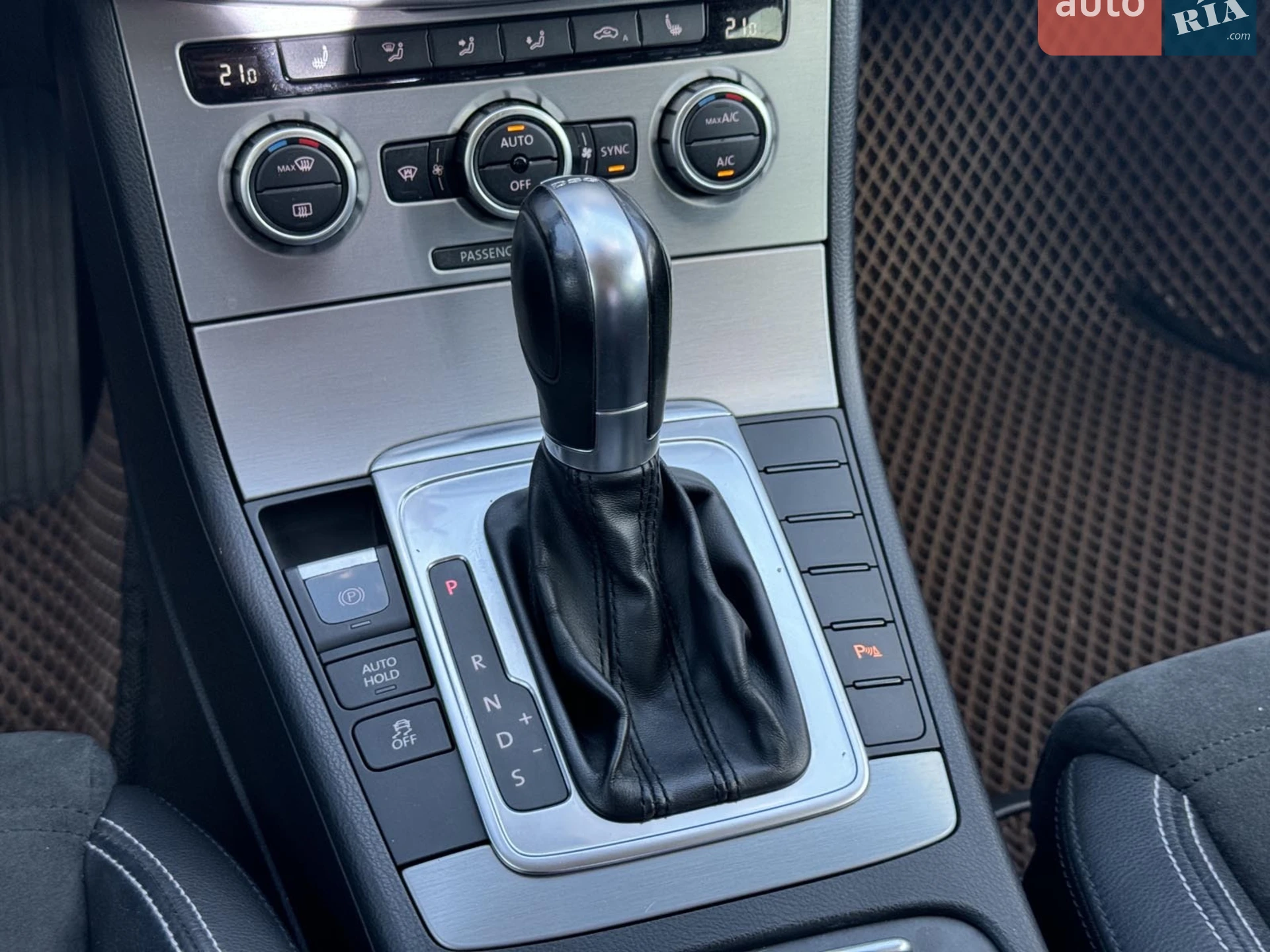 2013 Volkswagen Passat CC - мініатюра 27