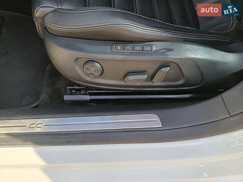 Volkswagen CC / Passat CC 2015 VIN WVWZZZ3CZGE508165 фото оголошення 31 з 65