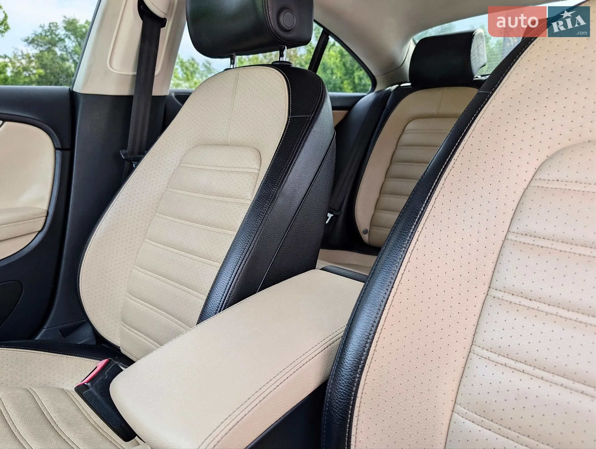 2014 Volkswagen Passat CC - мініатюра 36