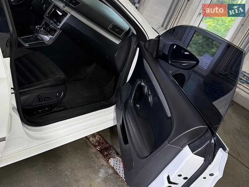 Volkswagen CC / Passat CC 2011 VIN WVWMN7AN2CE516096 фото оголошення 11 з 94