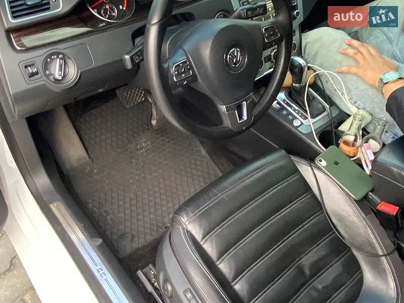 Volkswagen CC / Passat CC 2013 VIN WVWRN7AN1EE501047 фото оголошення 8 з 68
