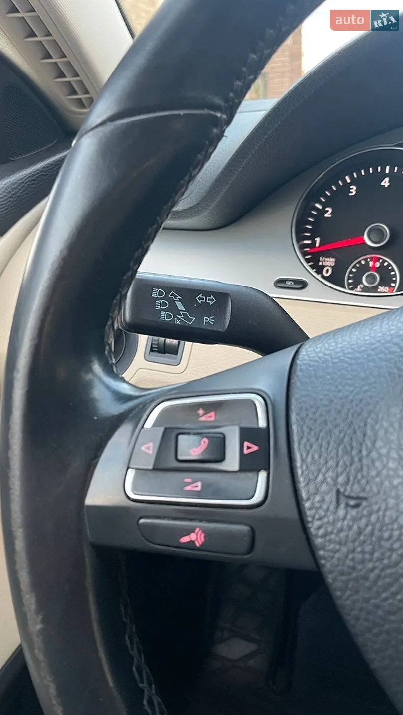 2010 Volkswagen Passat CC - мініатюра 10