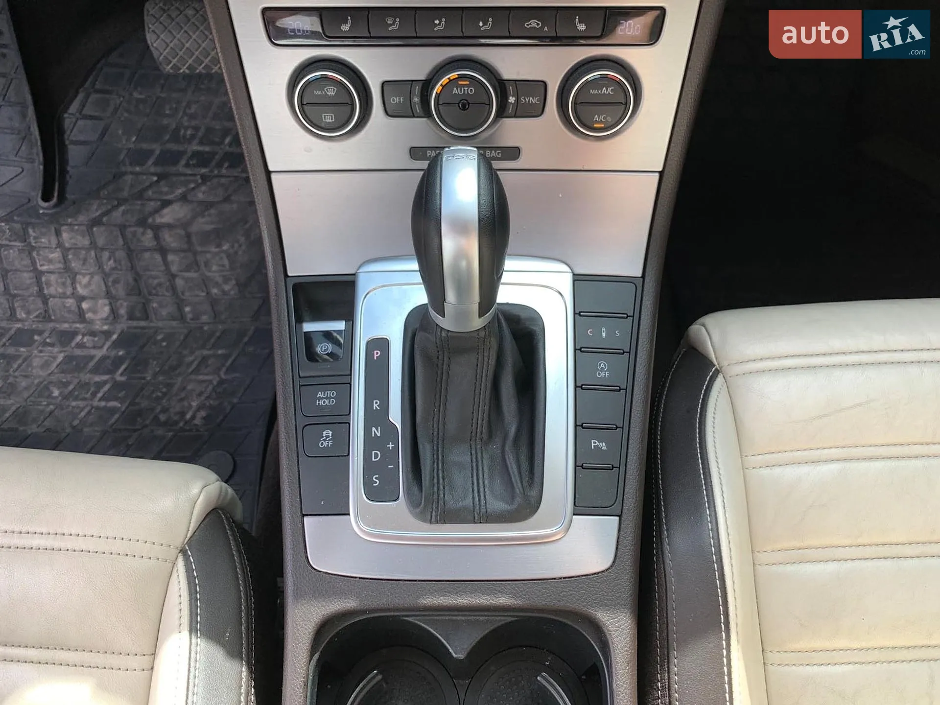 2015 Volkswagen Passat CC - мініатюра 23