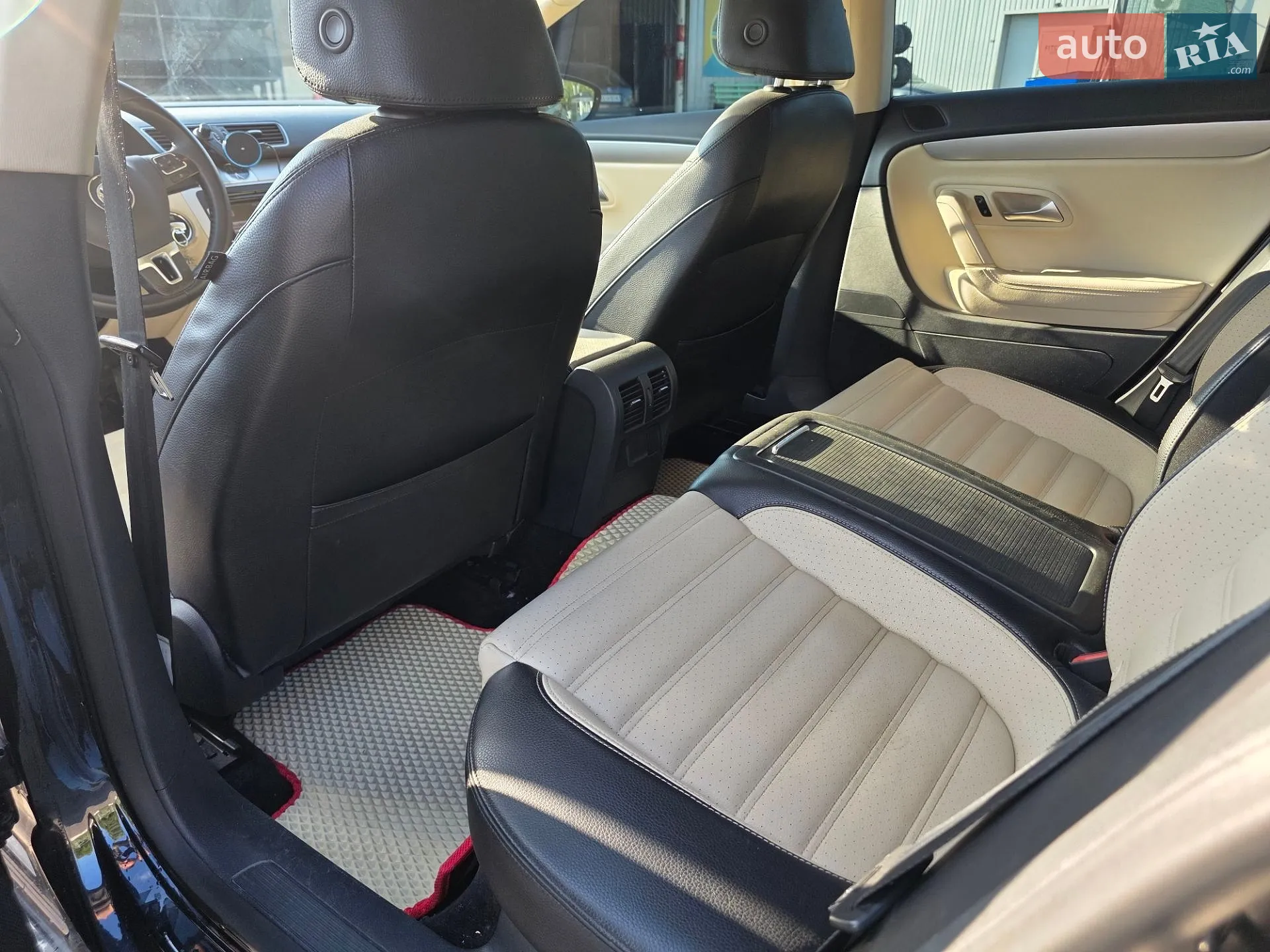 2011 Volkswagen Passat CC - мініатюра 9