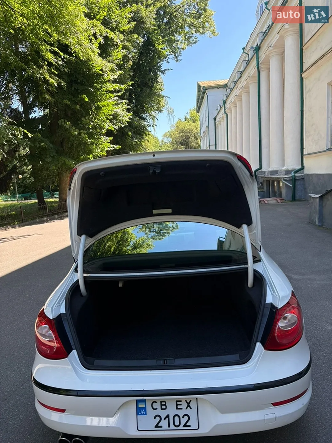 2010 Volkswagen Passat CC - мініатюра 25