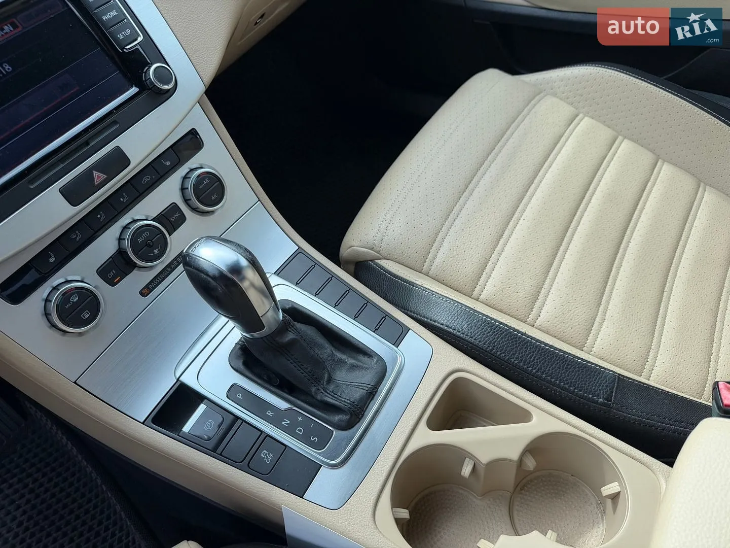 2013 Volkswagen Passat CC - мініатюра 25