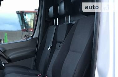 Вантажопасажирський фургон Volkswagen Crafter 2015 в 