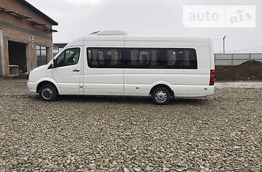 Туристический / Междугородний автобус Volkswagen Crafter 2012 в Черновцах