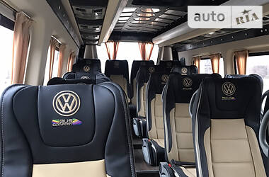 Туристический / Междугородний автобус Volkswagen Crafter 2012 в Черновцах