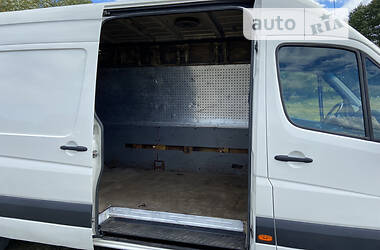 Грузовой фургон Volkswagen Crafter 2007 в 