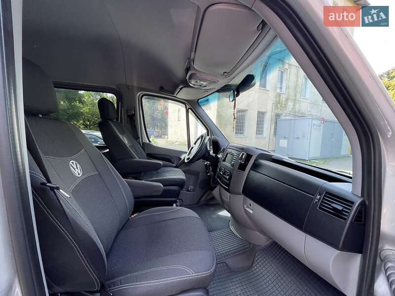 Микроавтобус Volkswagen Crafter 2011 в Ужгороде