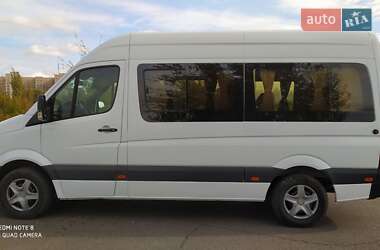 Микроавтобус Volkswagen Crafter 2010 в Кривом Роге