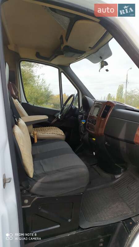 Микроавтобус Volkswagen Crafter 2010 в Кривом Роге