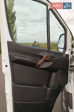 Микроавтобус Volkswagen Crafter 2010 в Кривом Роге