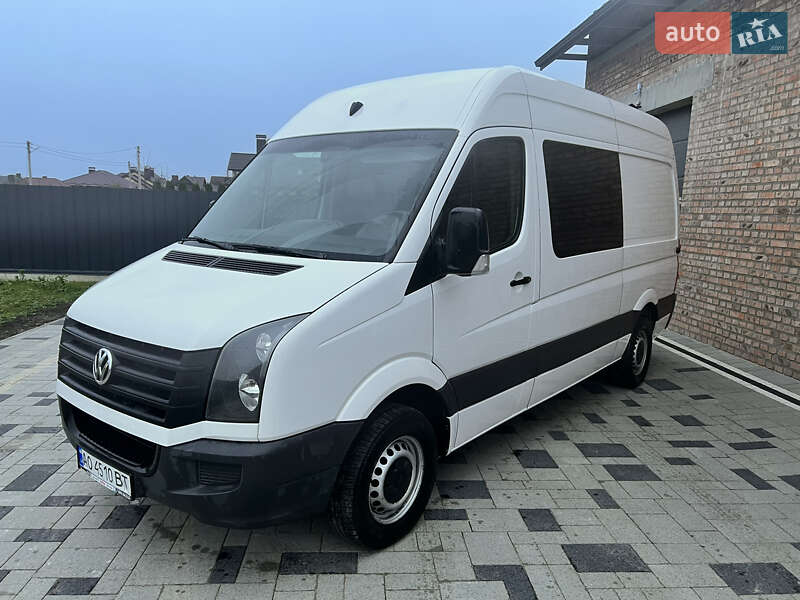 Мікроавтобус Volkswagen Crafter 2015 в Буштино